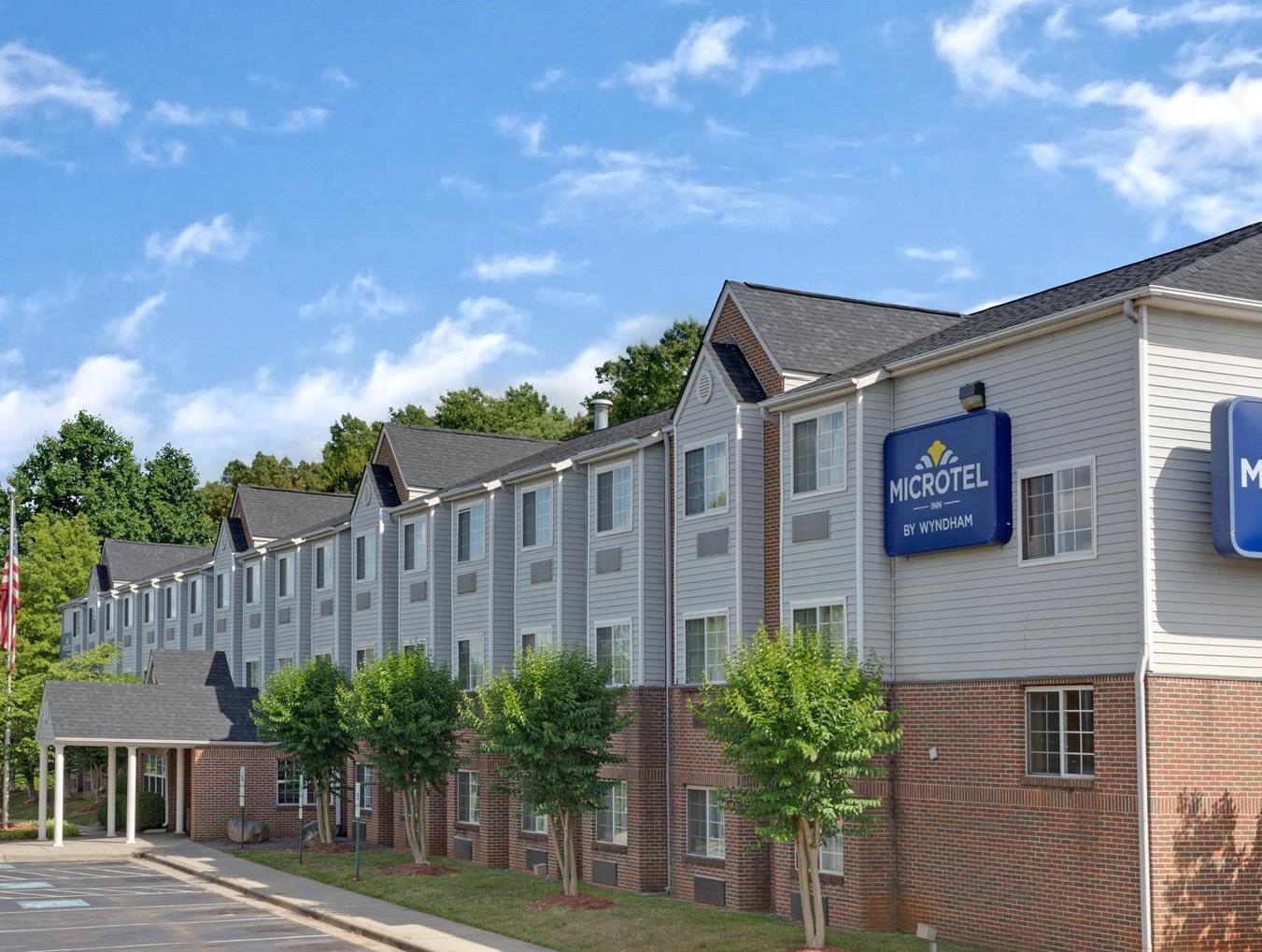Microtel Inn By Wyndham University Place Charlotte Exterior foto